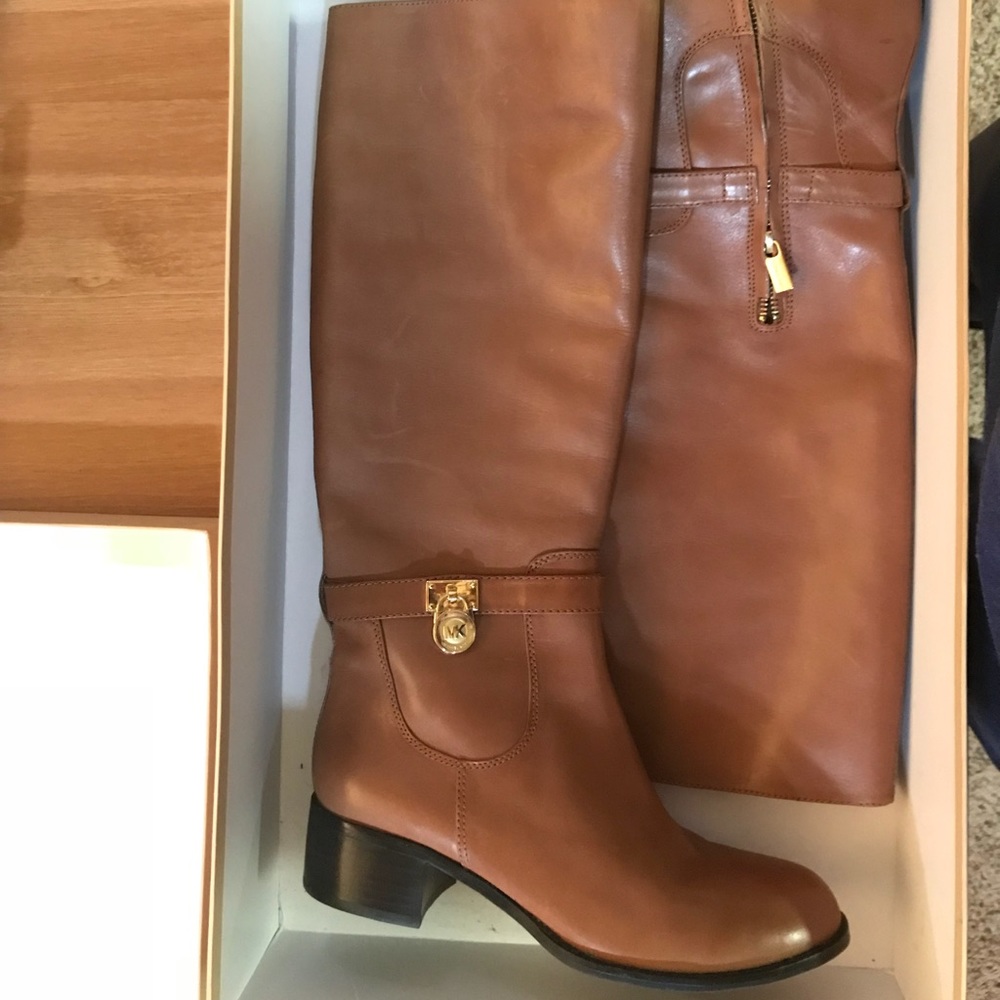 BRAND NEW Michael Kors Hamilton riding boots